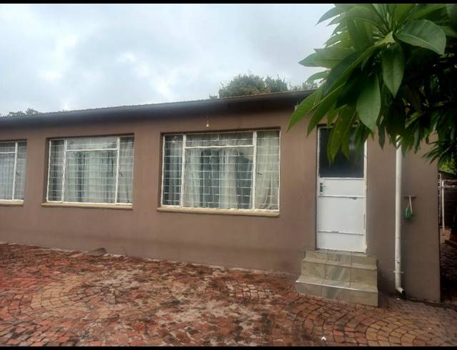 3 BEDROOM HOUSE FOR SALE IN CAPITAL PARK